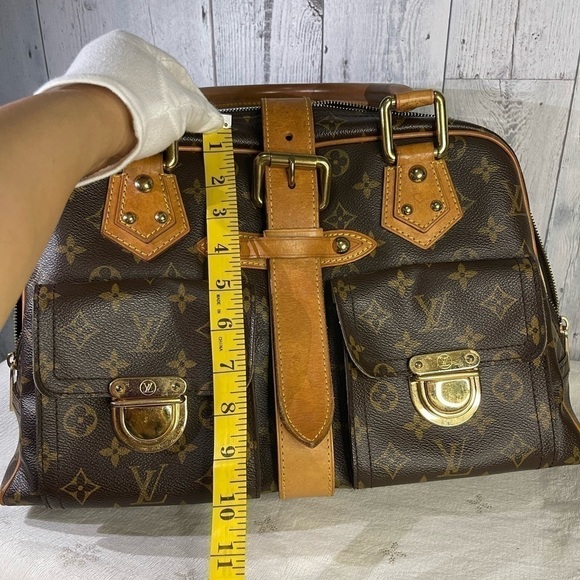 โSOLDโ LOUIS VUITTON manhattan in monogram - Picture 17 of 17